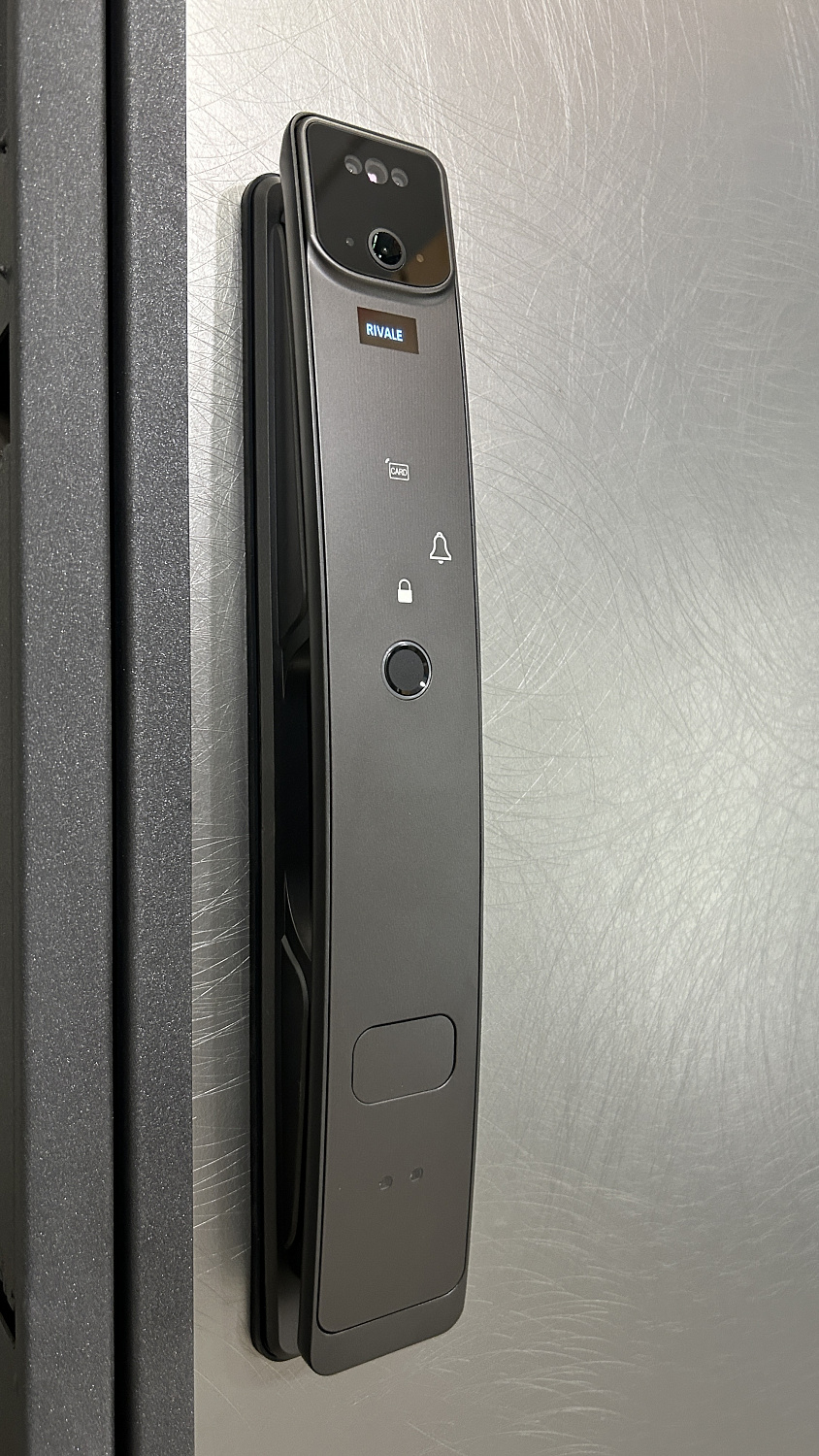 Смарт-замок RIVALE C-1 на входную дверь, Face ID, со сканером для распознавания отпечатка пальцев и смарт картой